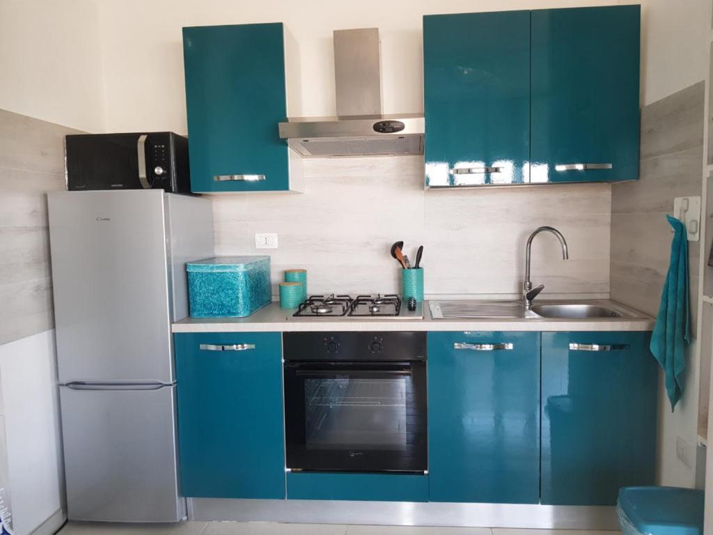 Suite Con Terrazzo Sul Mare E Discesa In Spiaggia A Gallipoli Exterior foto