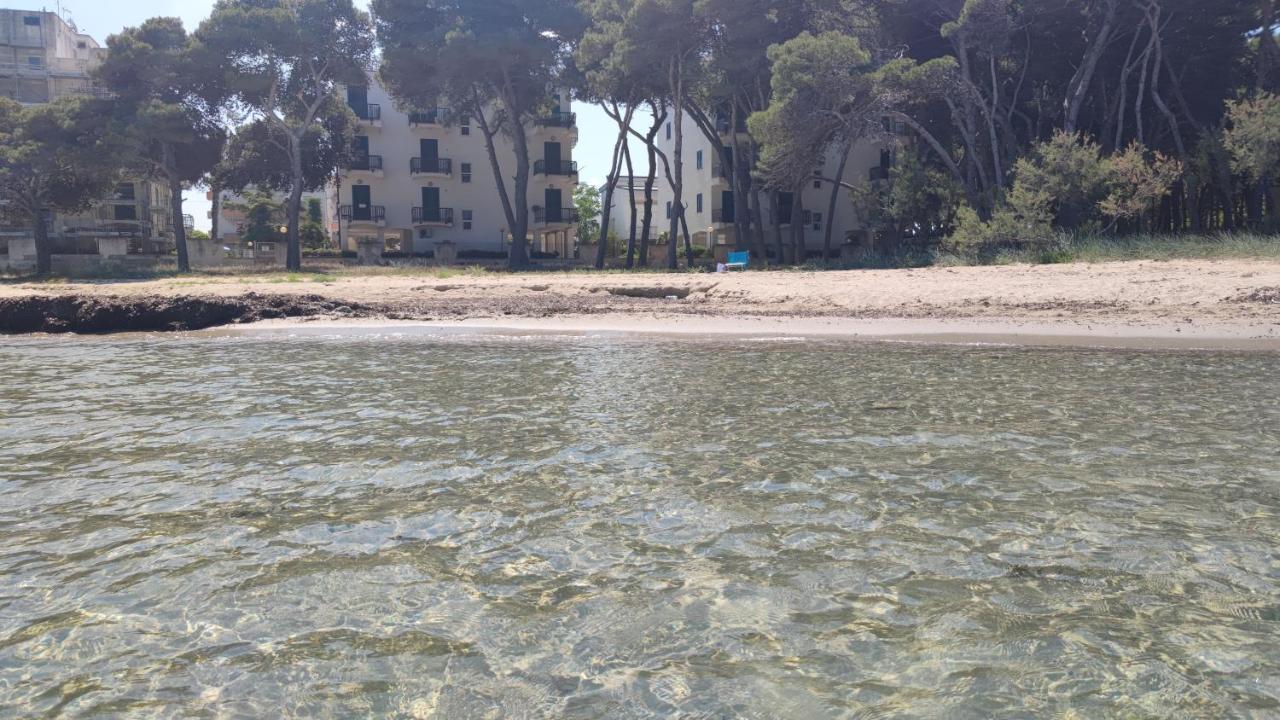 Suite Con Terrazzo Sul Mare E Discesa In Spiaggia A Gallipoli Exterior foto