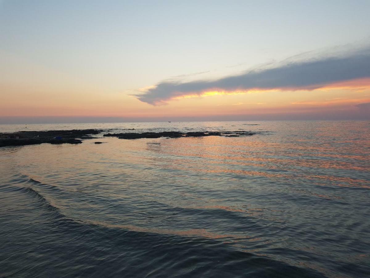 Suite Con Terrazzo Sul Mare E Discesa In Spiaggia A Gallipoli Exterior foto